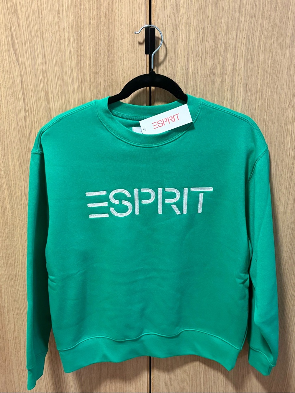 ESPRIT Women’s Fleece Embroidered Logo Sweatshirt, Retro 80s Viral Various Sizes - Picture 3 of 5